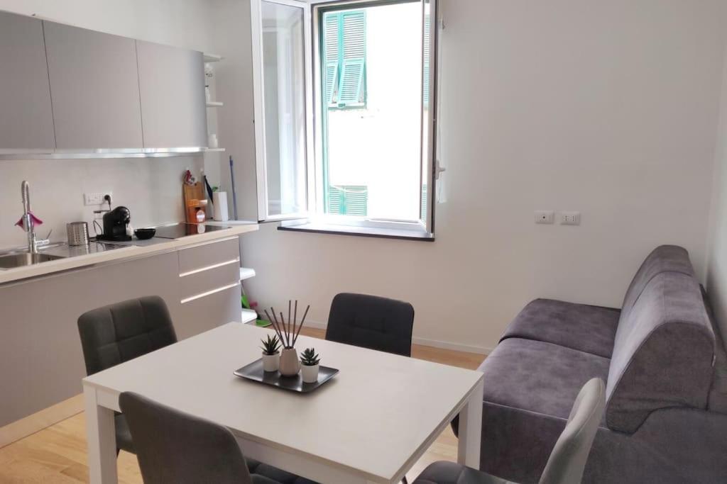 La Casa Di Dani Apartment Genoa Bagian luar foto