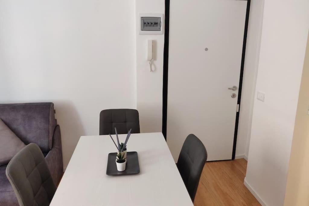 La Casa Di Dani Apartment Genoa Bagian luar foto