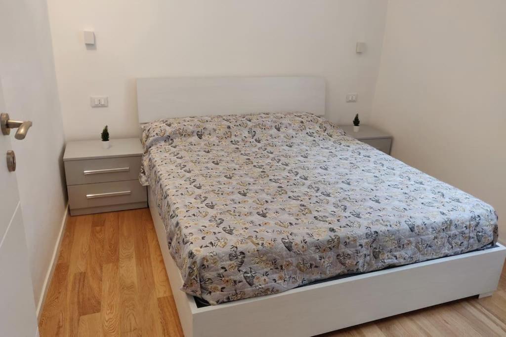 La Casa Di Dani Apartment Genoa Bagian luar foto