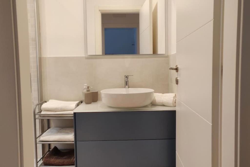 La Casa Di Dani Apartment Genoa Bagian luar foto